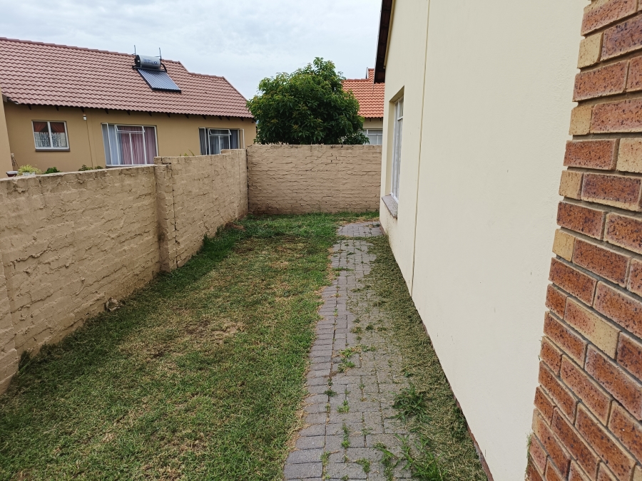 3 Bedroom Property for Sale in Waterkloof Hill Estate North West